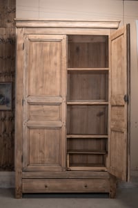 Image 16 of L'armoire en peuplier
