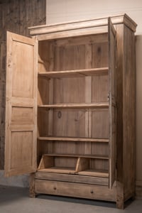 Image 13 of L'armoire en peuplier