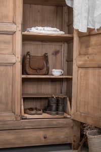 Image 7 of L'armoire en peuplier