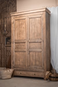 Image 21 of L'armoire en peuplier