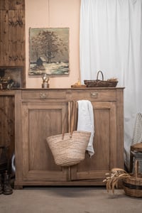 Image 19 of Le buffet trois quarts