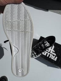 Image 5 of NOS Fallen Sting size 13
