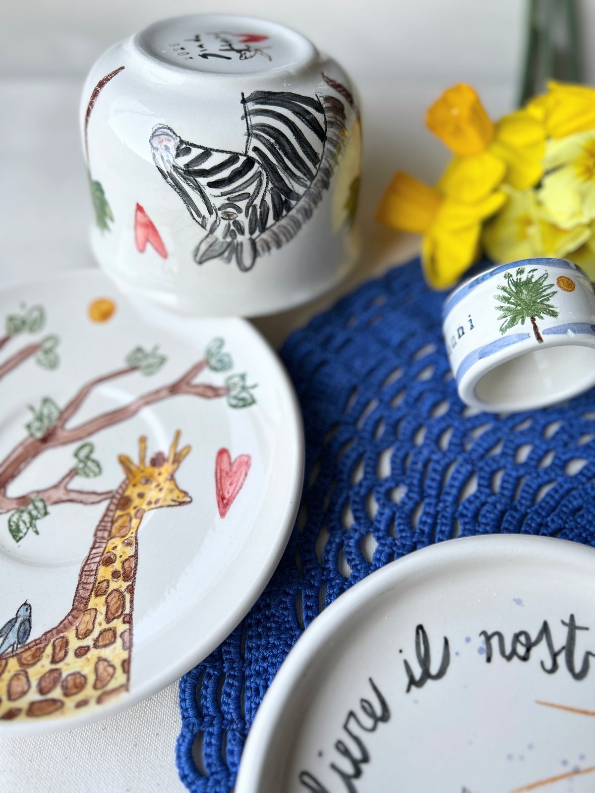 SET VASSOIO CUORE + 2 TAZZE CAFFELLATTE + 2 PORTATOVAGLIOLI