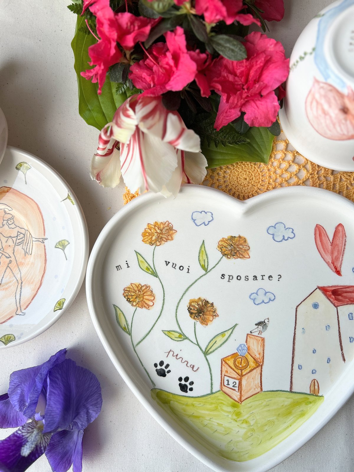 SET VASSOIO CUORE + 2 TAZZE CAFFELLATTE + 2 PORTATOVAGLIOLI