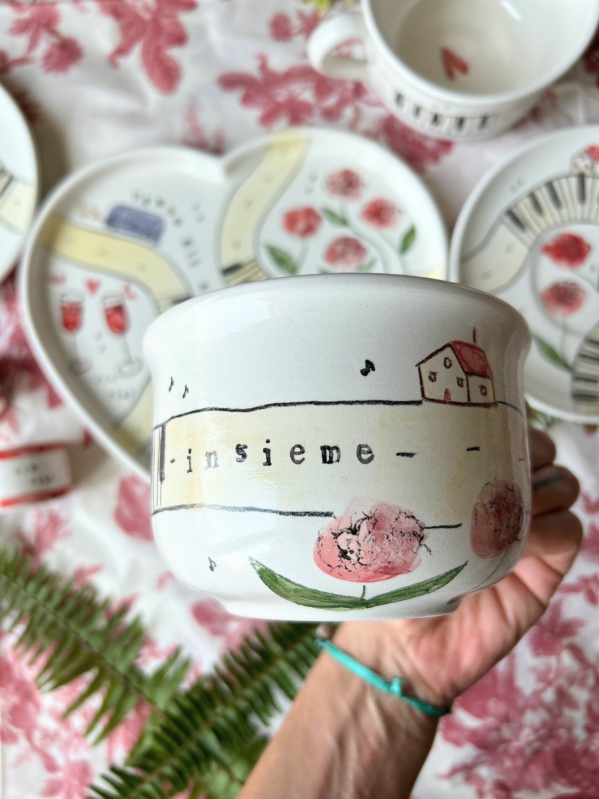 SET VASSOIO CUORE + 2 TAZZE CAFFELLATTE + 2 PORTATOVAGLIOLI