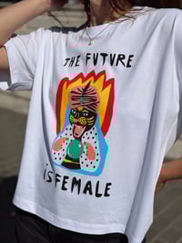 Image 4 of Camiseta Female  CROP