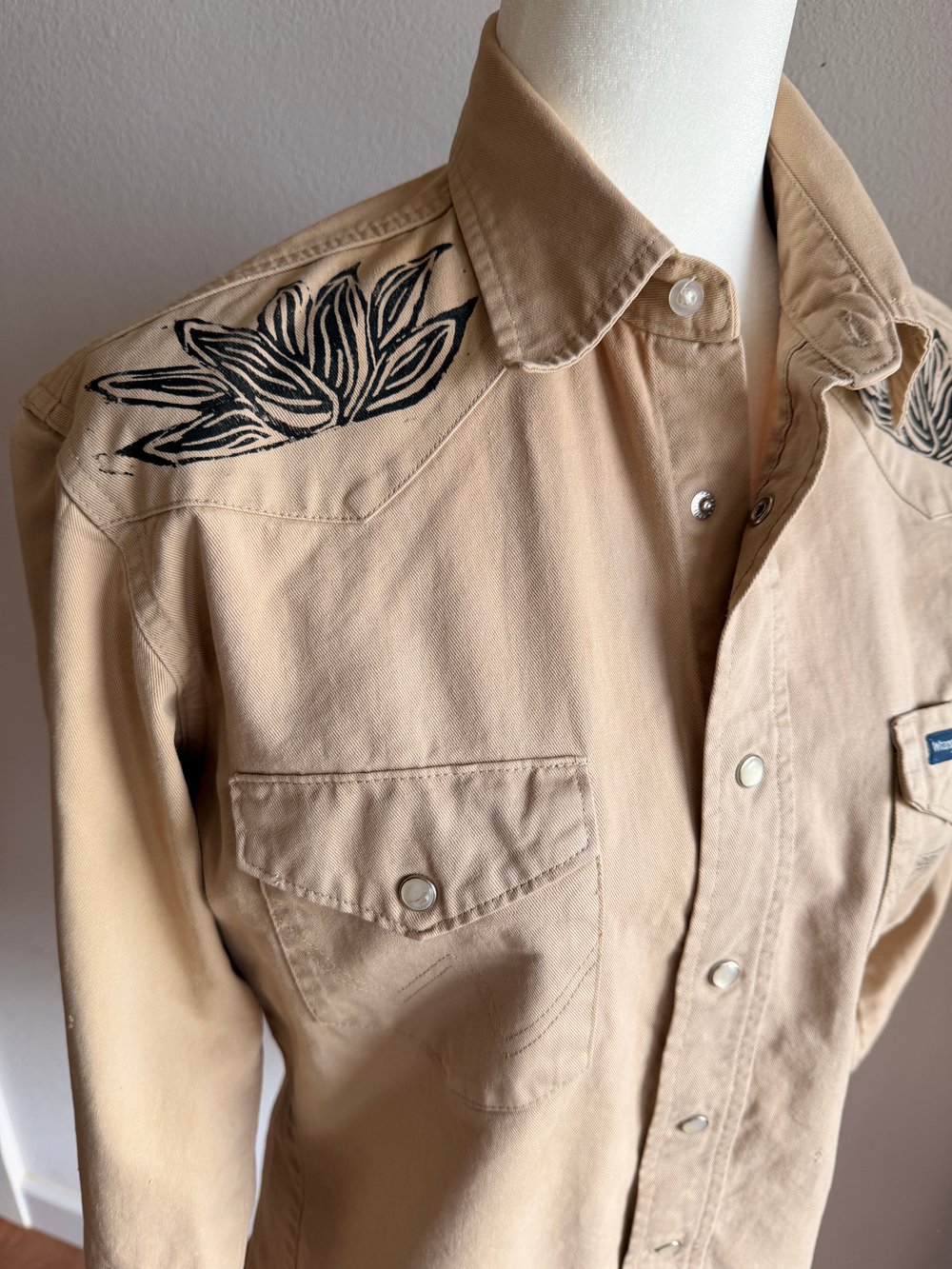 Image of Hand Stamped Vintage Wrangler Pearl Snap — Agave Yoke