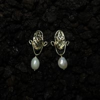 Image 8 of SEREIA EARRINGS WITH PEARL