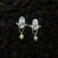 Image 3 of SEREIA EARRINGS WITH PEARL