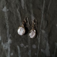Image 2 of CHAIN EARRINGS WITH PEARL