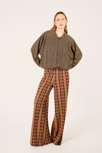 Image 1 of BOMBER CAMERUN MACU ORO