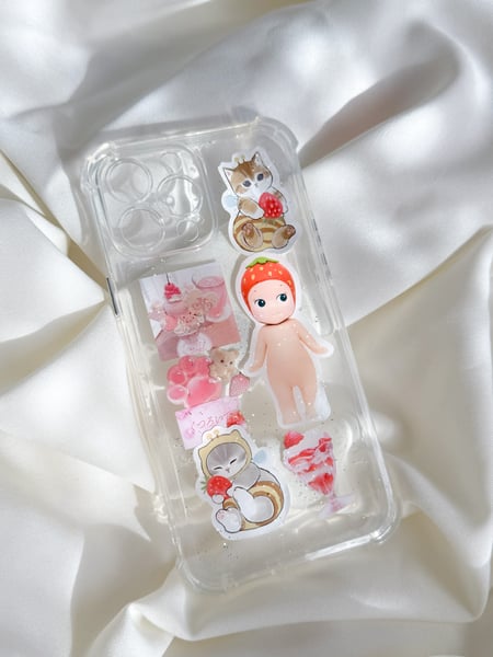 Image of CUSTOM PHONE CASE 