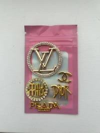5x mixed metal gold charms!