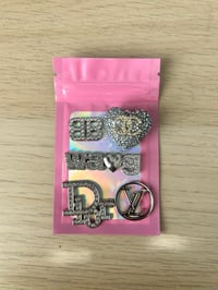 5x-mixed metal silver charms,