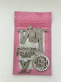 5x mixed metal silver charms’