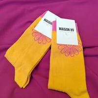 Image 1 of Chaussettes unisexe jaunes Maison 89