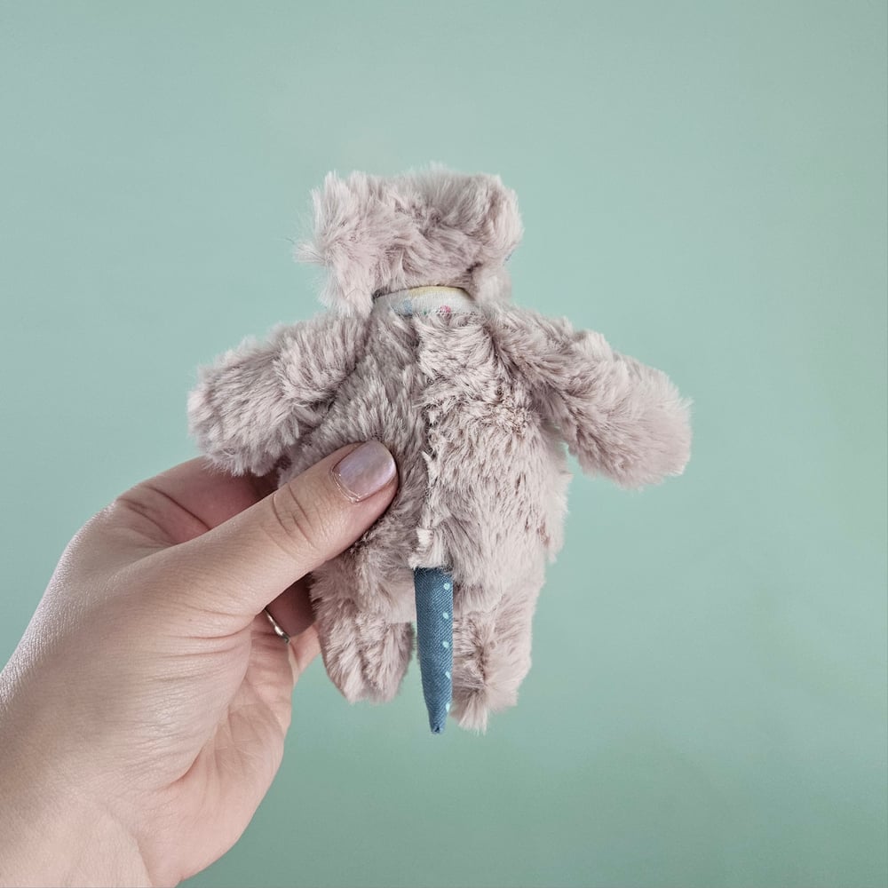 Image of Grandma Core Mini Mouse w/bow