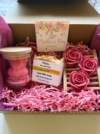Image 1 of Mother's Day Gift Set 4