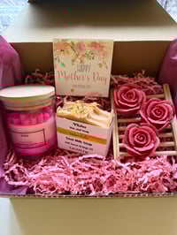 Image 1 of Mother's Day Gift Set 5