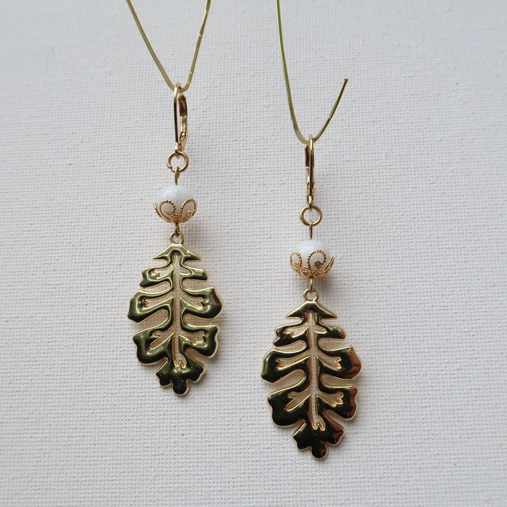 Image of White bead Leaf Drop Earrings in Gold