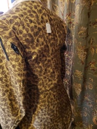 Image 2 of Doublet with black leaf pattern