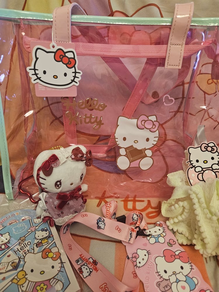 Image of Hello Kitty Pinky Clear Tote Bundle 