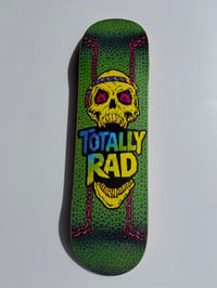 Image 5 of Totally Rad Screaming Skull Deck