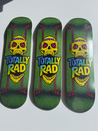 Image 1 of Totally Rad Screaming Skull Deck