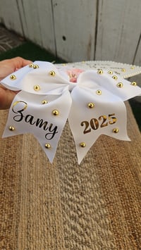 Image 3 of Pearl Lei & Cap Topper Bundle