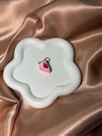 Image 4 of Bakery Charms: Kindle, Phone Claw Clip Charm with Tether