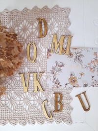 Image 2 of Lettres majuscules {les Grandes}