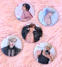Image 2 of SKZ - PEARLESCENT PIN