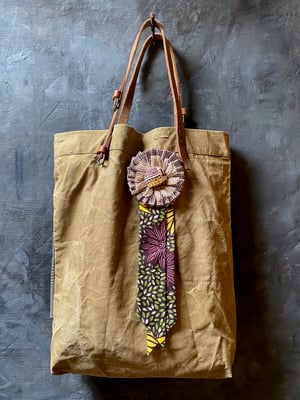 Image of rosette - no. 04