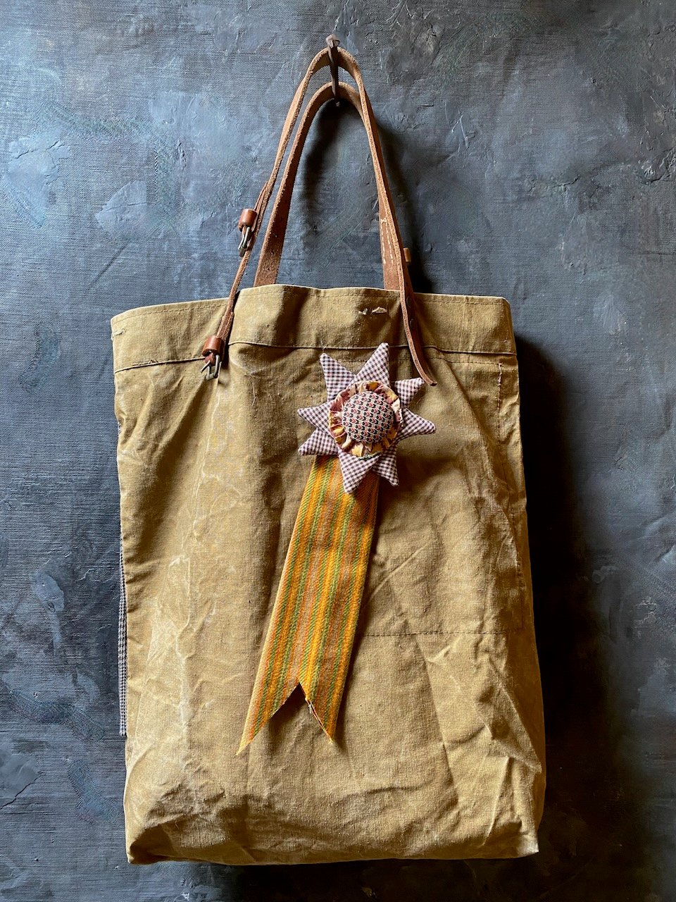 Image of rosette - no. 07