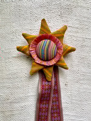 Image of rosette - no. 08