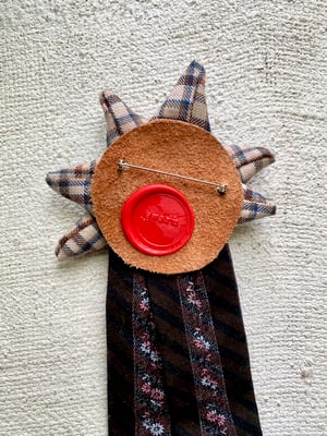 Image of rosette - no. 10