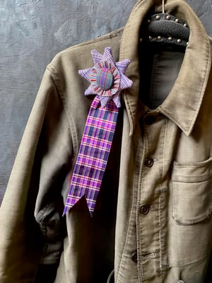 Image of rosette - no. 11