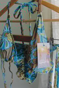 Image 2 of ♲ Whirlwind Bikini Set - L 