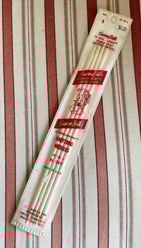 Vintage Knitting Needles in Cute Package