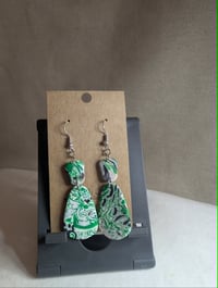 Lichen & Laurels: The Forest Floor Dangles