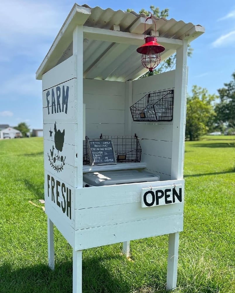 Image of Your Own Homestead Stand🥚🌷💐🍊🍞🥧