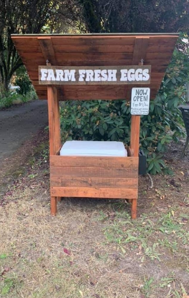 Image of Your Own Homestead Stand🥚🌷💐🍊🍞🥧