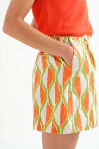 Image 3 of Short con estampado Aloe