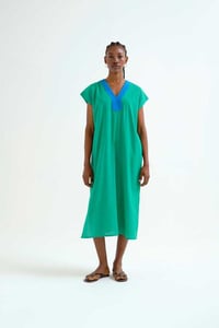 Image 2 of  Kaftán largo verde