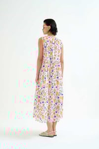 Image 2 of Vestido  largo playero con estampado Lily Big