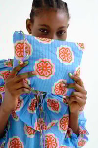 Image 2 of Bolso con estampado Red bloom flowers