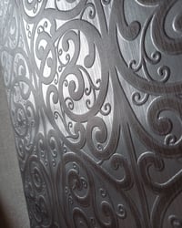 1970s Vintage Crown Wallpaper Roll - Embossed Ornate Metal Fretwork Silver Lattice - (Single Roll) – detail view 5