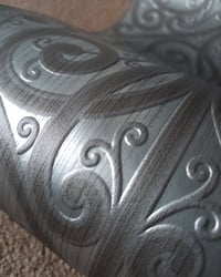 1970s Vintage Crown Wallpaper Roll - Embossed Ornate Metal Fretwork Silver Lattice - (Single Roll) – detail view 6