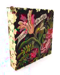 Image 3 of 🐝 'Sometimes it stings' ✿ 'Κάποιες φορές τσούζει'