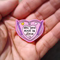 Image 2 of Broche Pin's "All you knit is love"